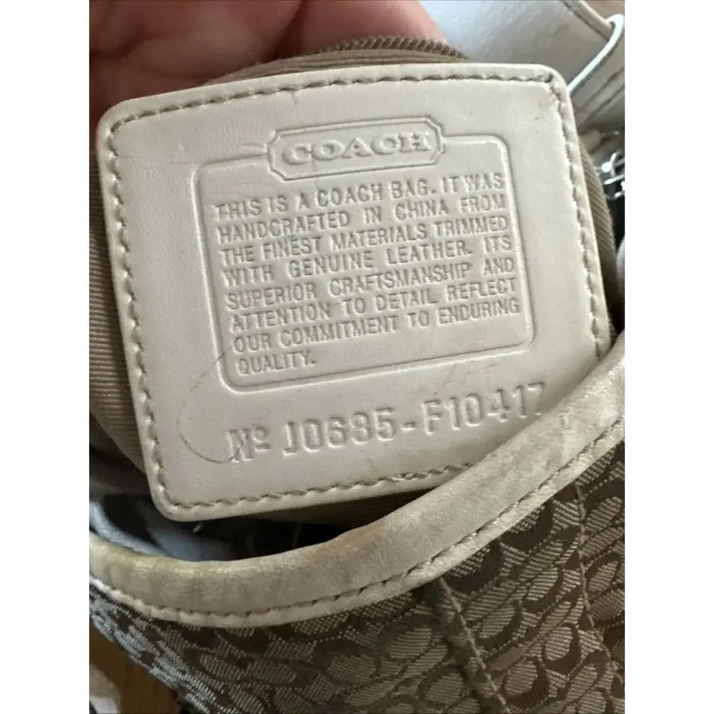 Coach vtg Purse Logo Signature Handbags White Brown Monogram F10416‎
